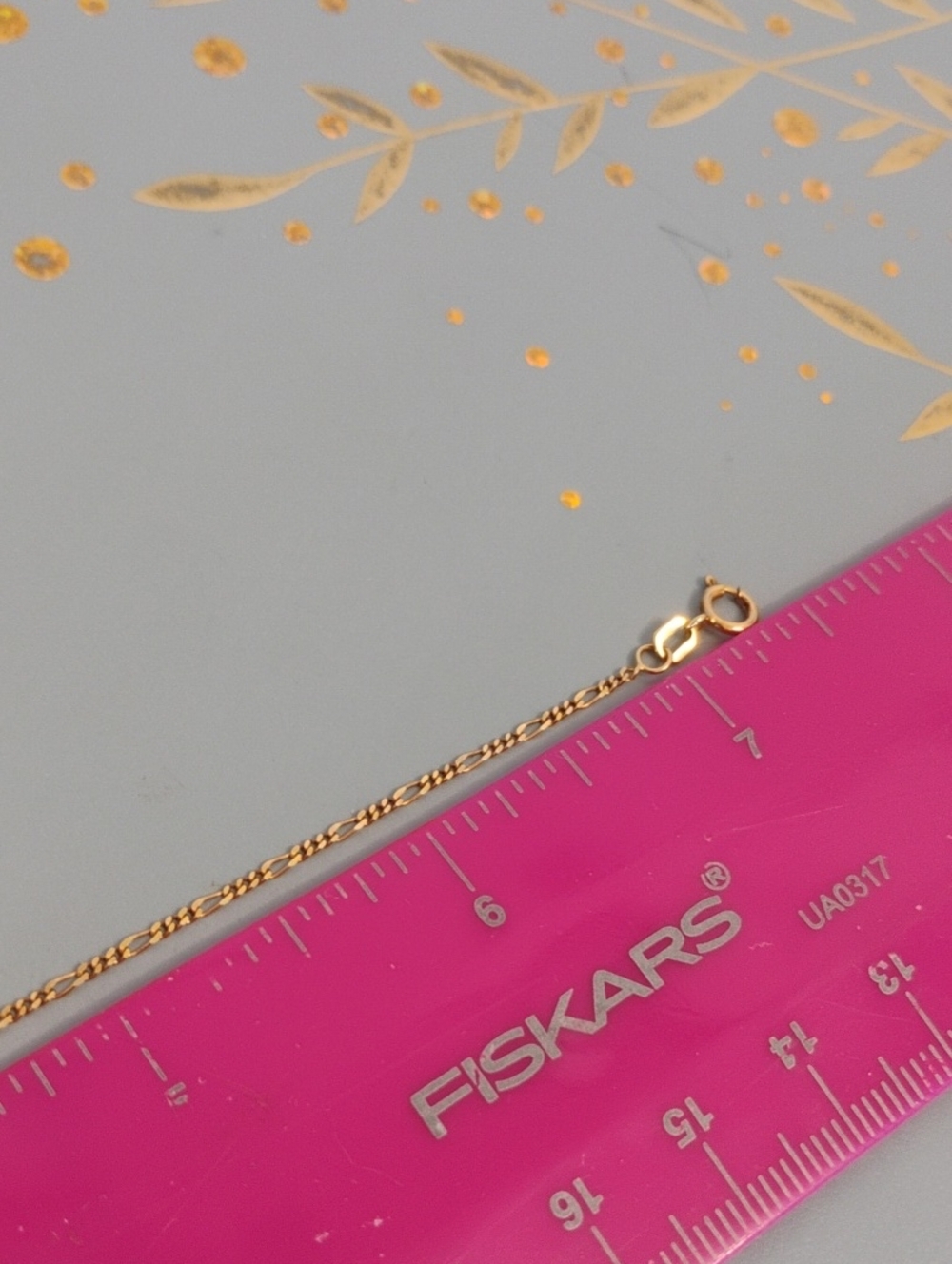 Figaro Chain 14 K Gold Bracelet - Picture 8 of 9